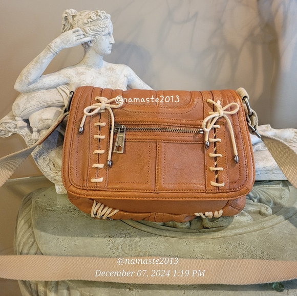 L.A.M.B. Gwen Stefani Leather Lace-Up Shoulder Bag Luxury Designer Celebrity #70 - Picture 1 of 16